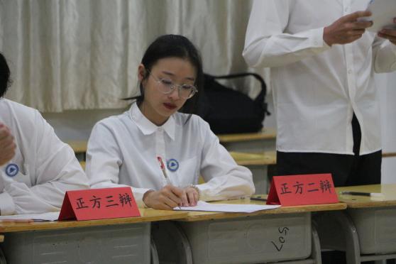 图示, 示意图
中度可信度描述已自动生成:ver1